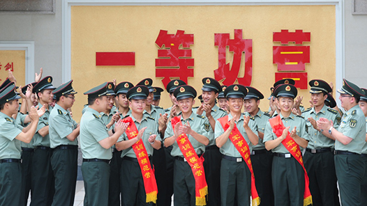 军队系统第28届“中国青年五四奖章”获奖者风采